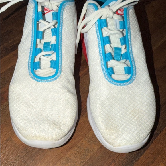 Nike Air Max Motion Women’s Size 8 - Picture 7 of 11